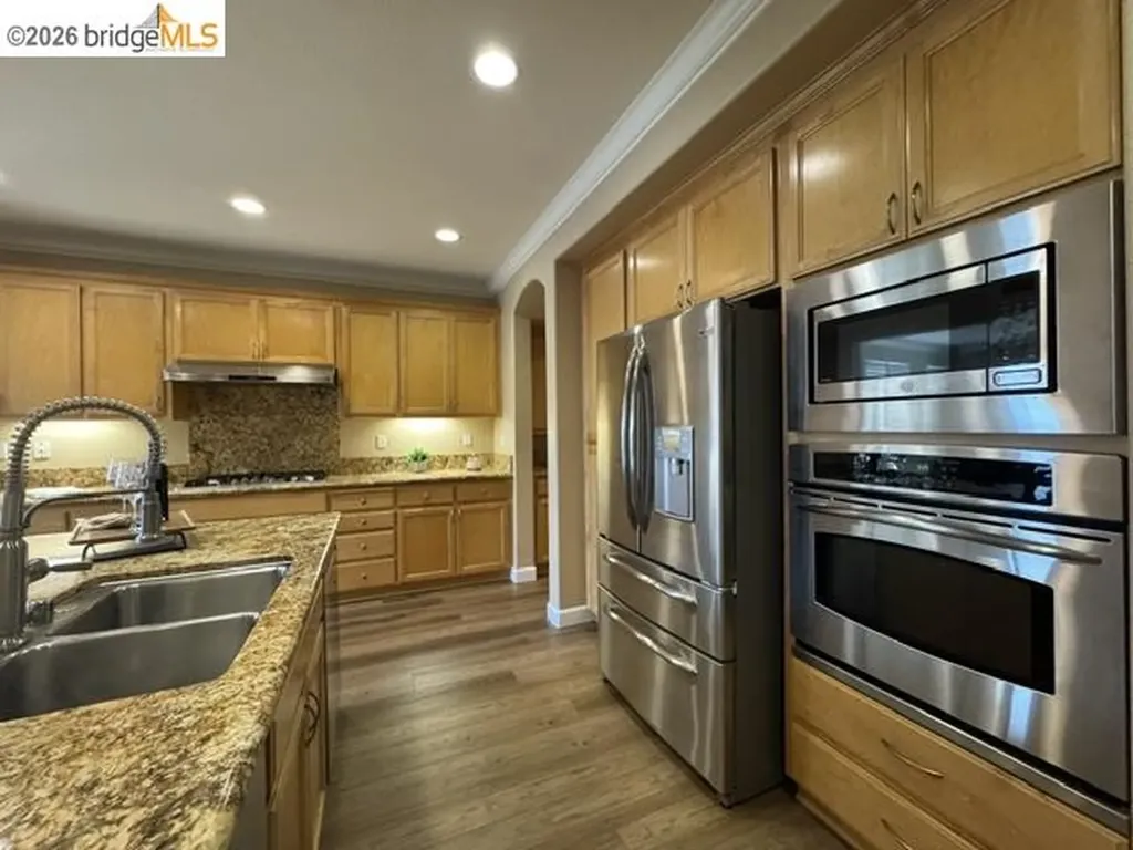 738 Solitude Drive Oakley CA 94561