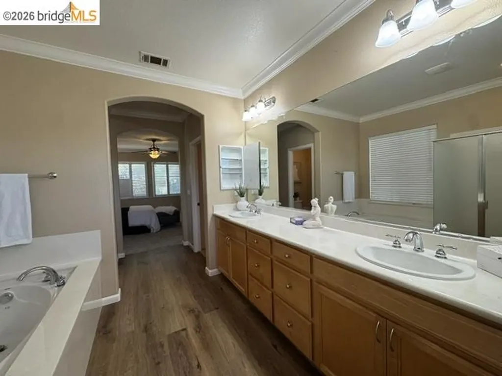 738 Solitude Drive Oakley CA 94561