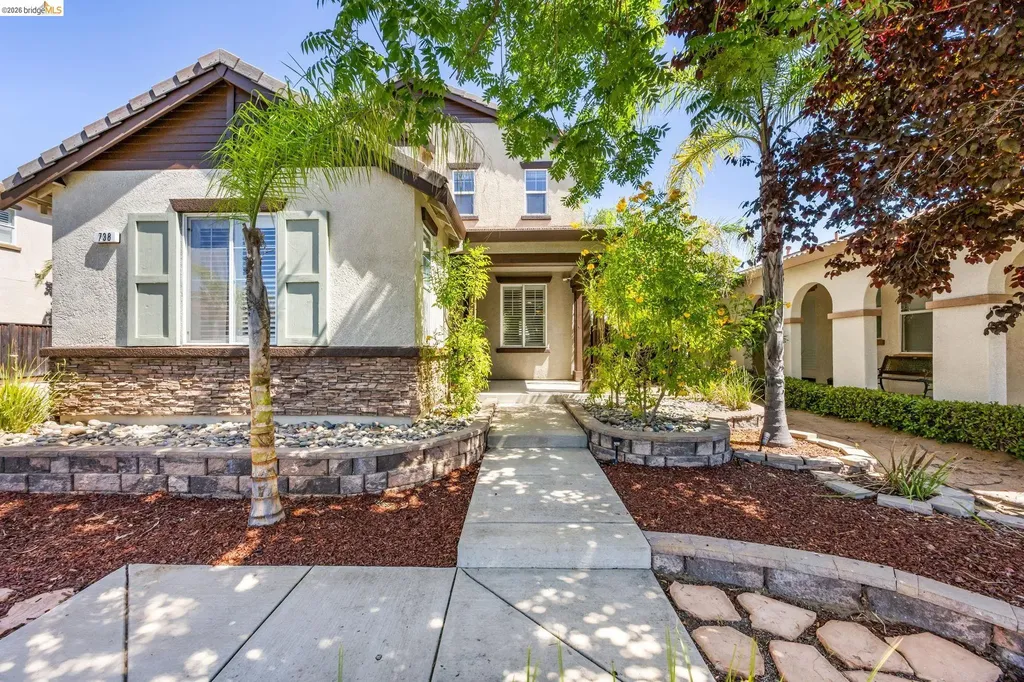 738 Solitude Drive Oakley CA 94561