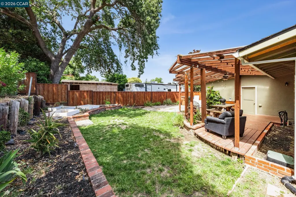 993 Argenta Court Pacheco CA 94553