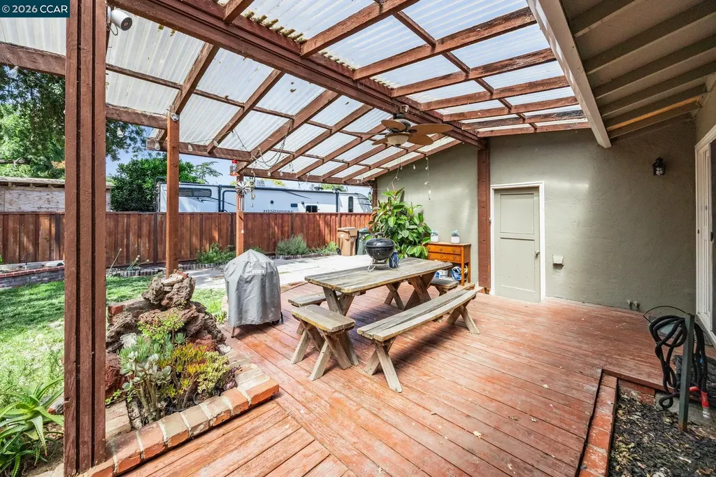 993 Argenta Court Pacheco CA 94553