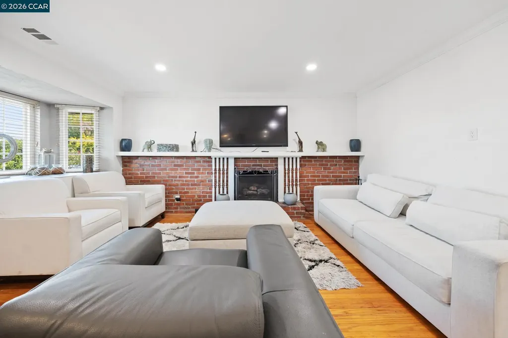 993 Argenta Court Pacheco CA 94553