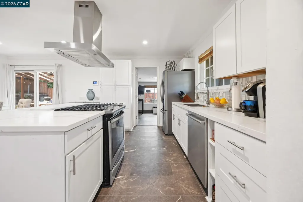 993 Argenta Court Pacheco CA 94553