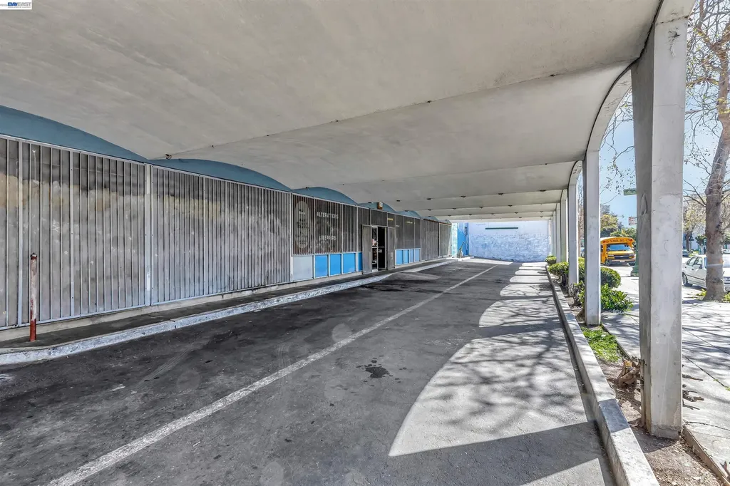 190 14th Street Oakland CA 94612