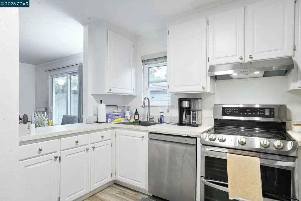 385 Camelback Road Pleasant Hill CA 94523
