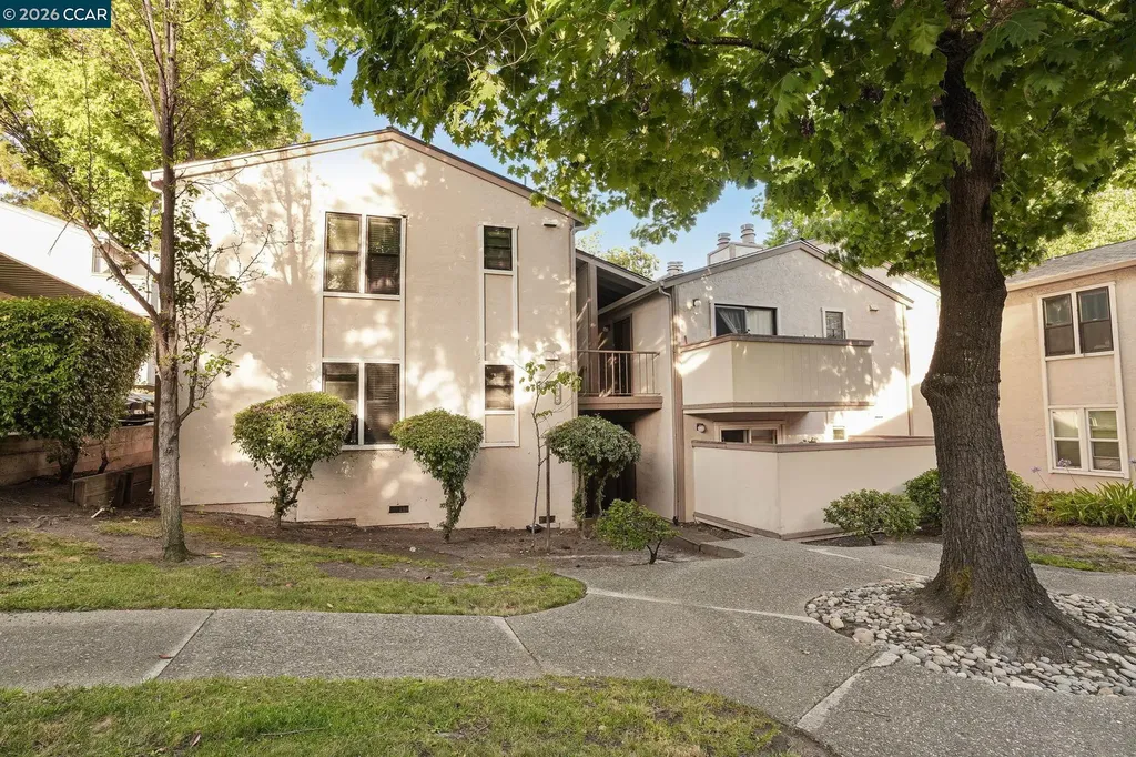 385 Camelback Road Pleasant Hill CA 94523