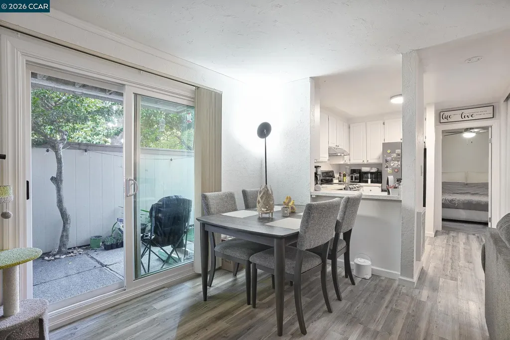 385 Camelback Road Pleasant Hill CA 94523