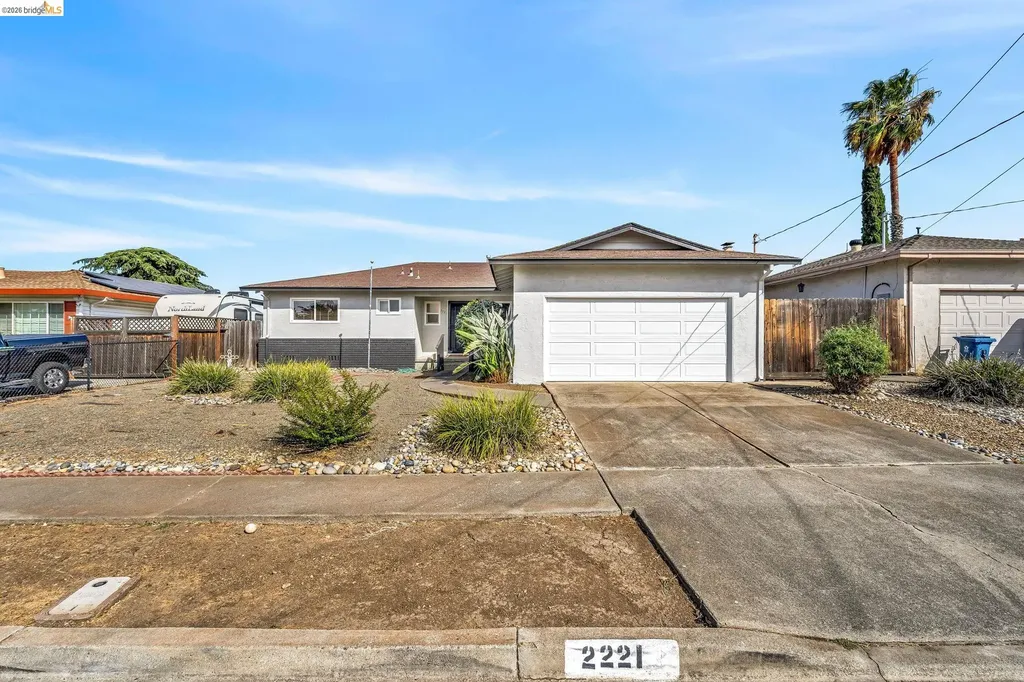 2221 Arata Way Antioch CA 94509