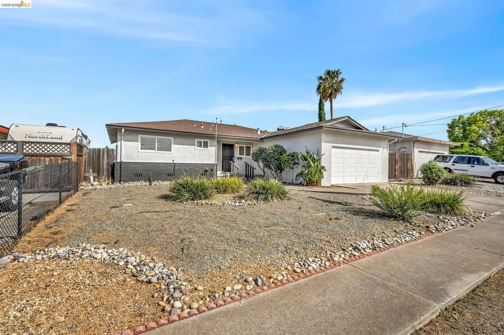 2221 Arata Way Antioch CA 94509