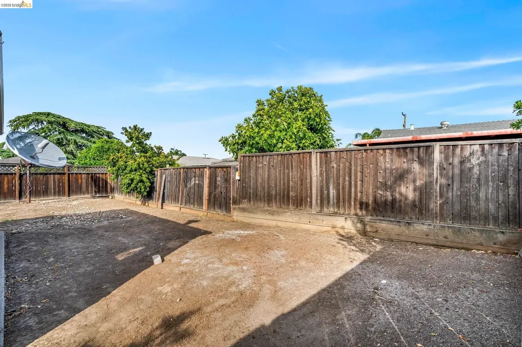 2221 Arata Way Antioch CA 94509