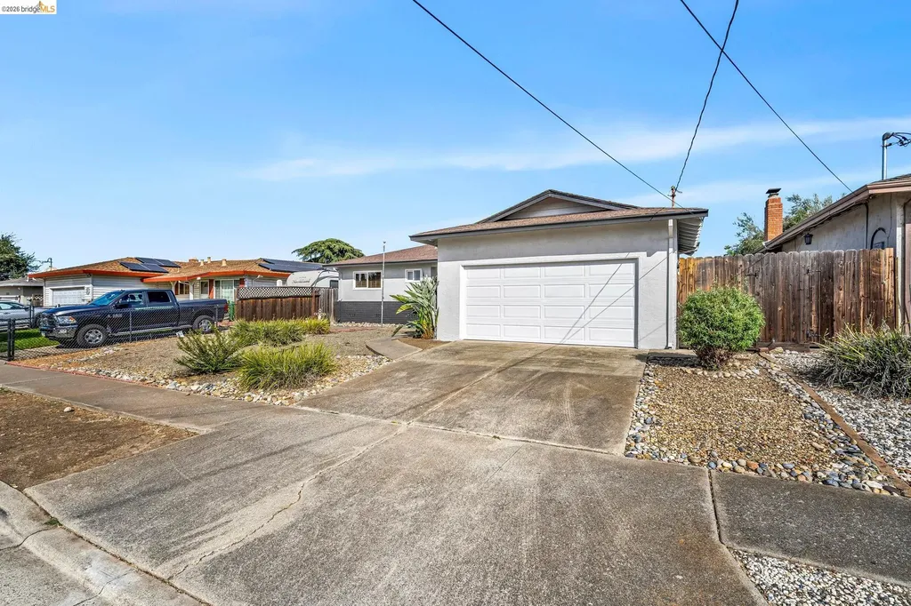 2221 Arata Way Antioch CA 94509