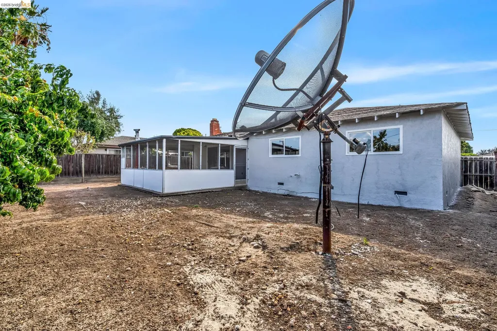 2221 Arata Way Antioch CA 94509