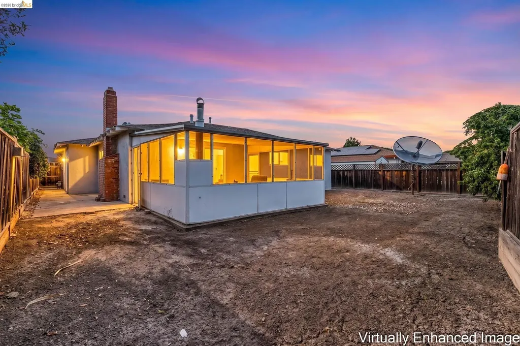 2221 Arata Way Antioch CA 94509