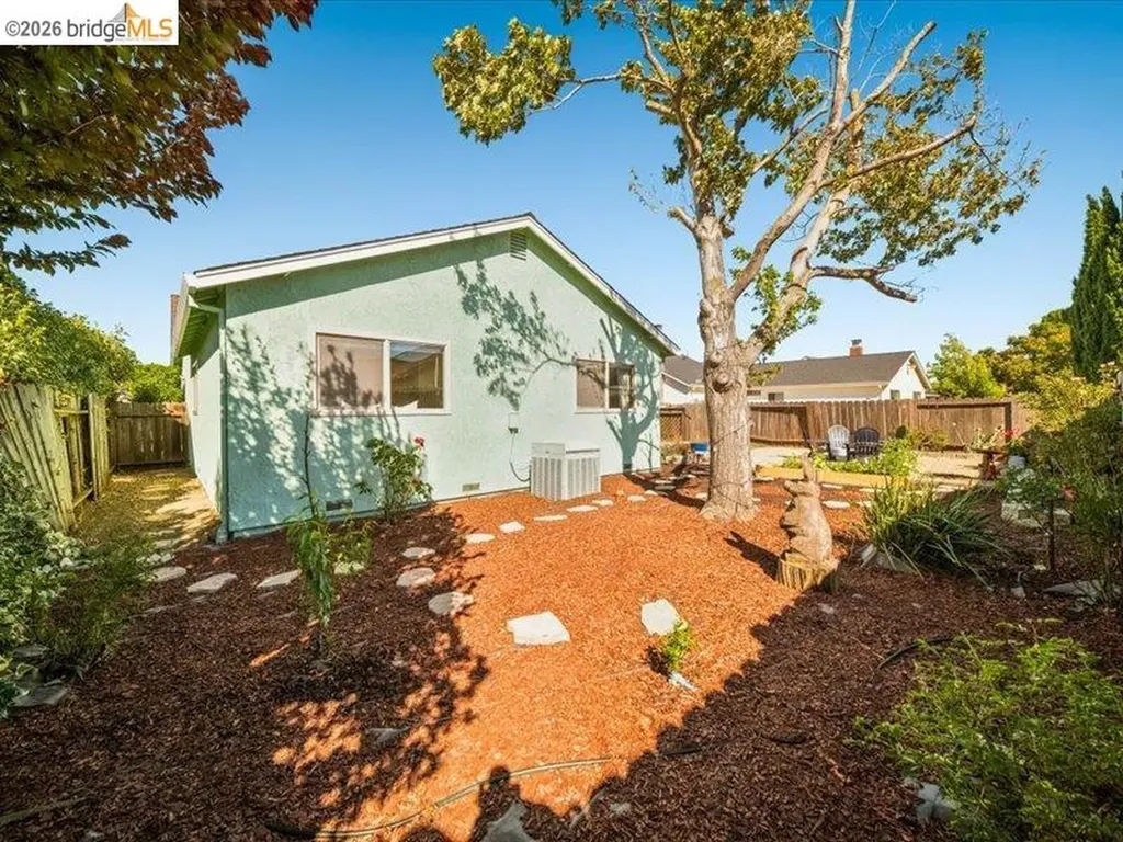 518 Bella Vista Drive Suisun City CA 94585