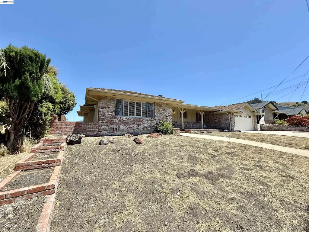 2164 Lakeview Drive San Leandro CA 94577