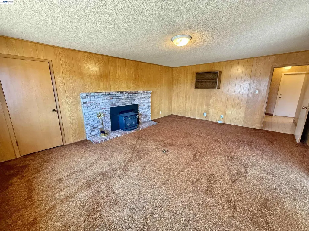 2164 Lakeview Drive San Leandro CA 94577