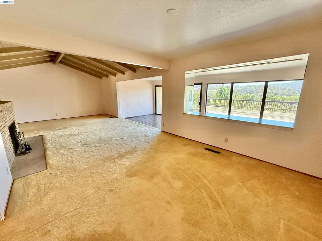 2164 Lakeview Drive San Leandro CA 94577