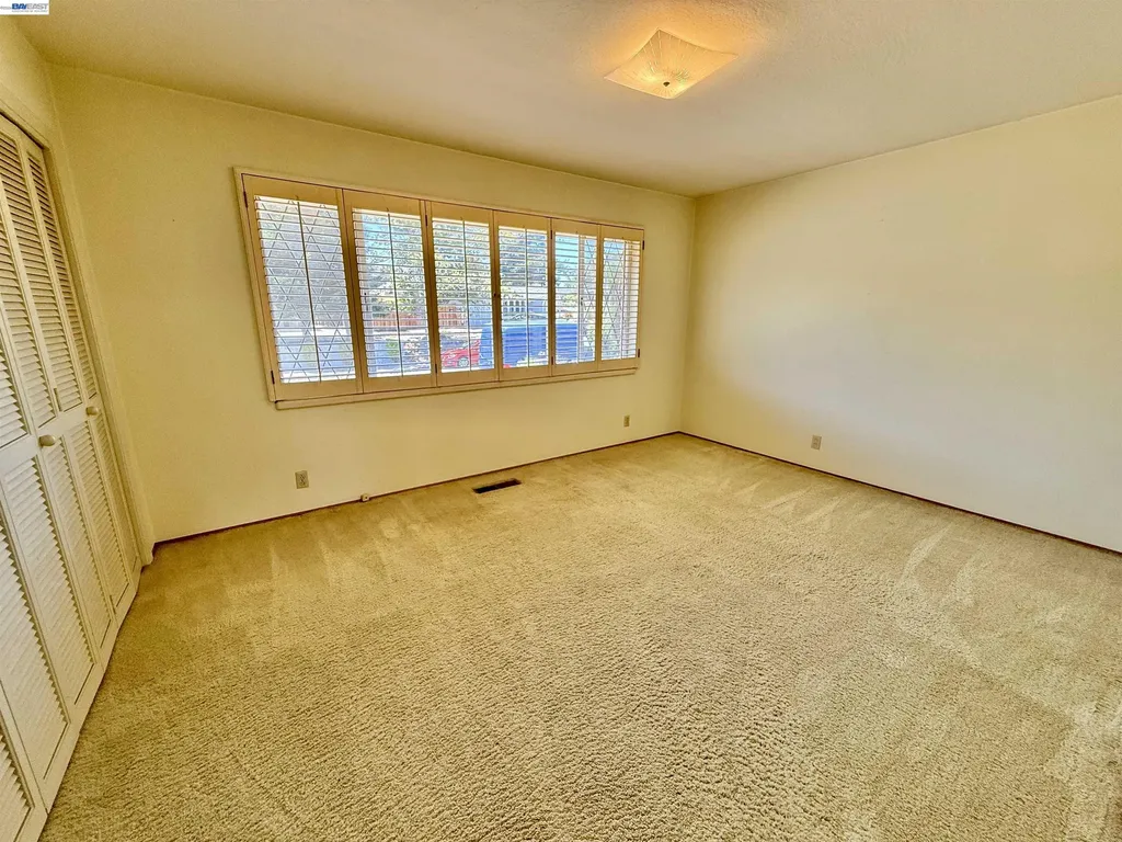 2164 Lakeview Drive San Leandro CA 94577