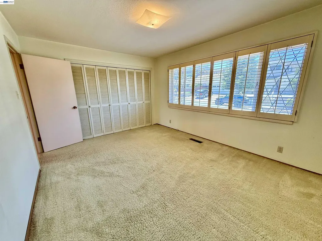 2164 Lakeview Drive San Leandro CA 94577