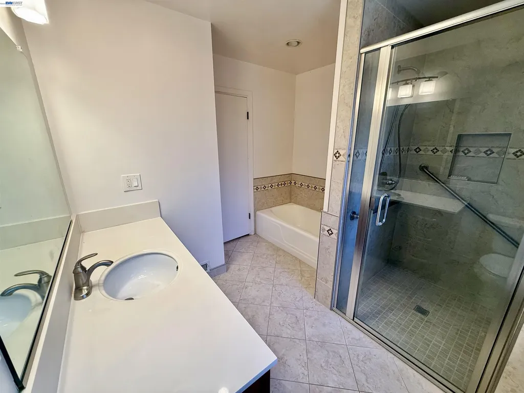 2164 Lakeview Drive San Leandro CA 94577