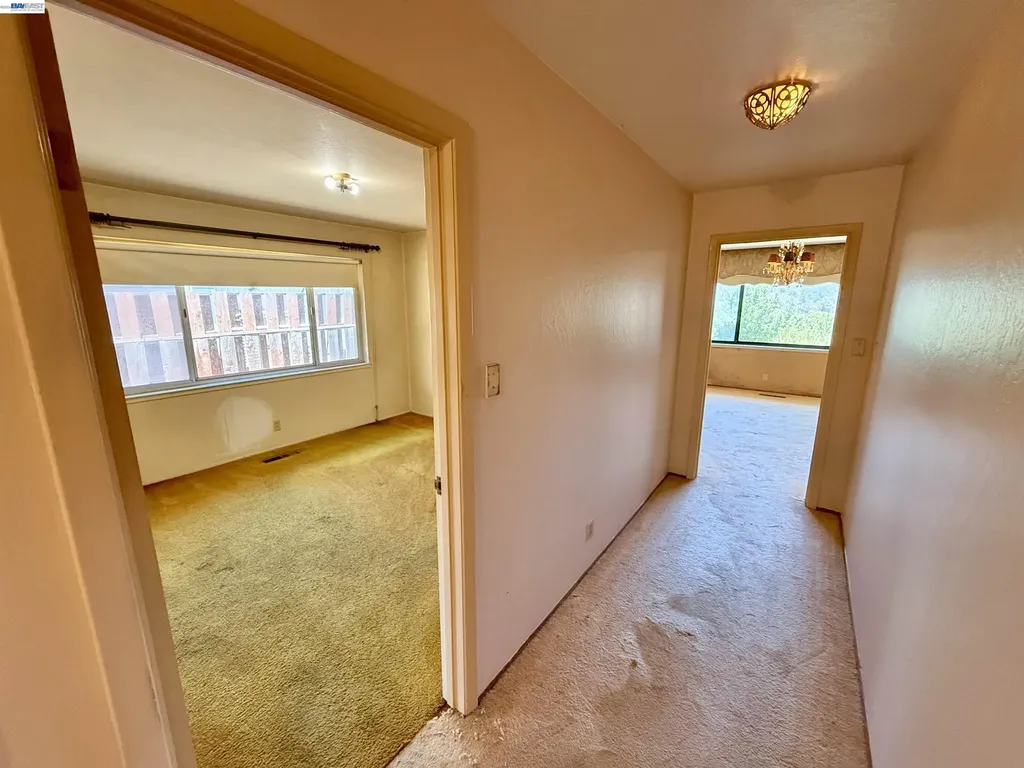 2164 Lakeview Drive San Leandro CA 94577
