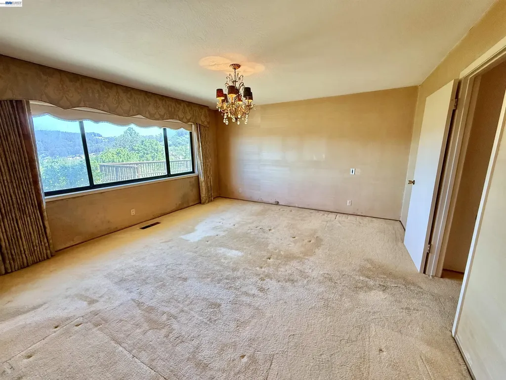 2164 Lakeview Drive San Leandro CA 94577