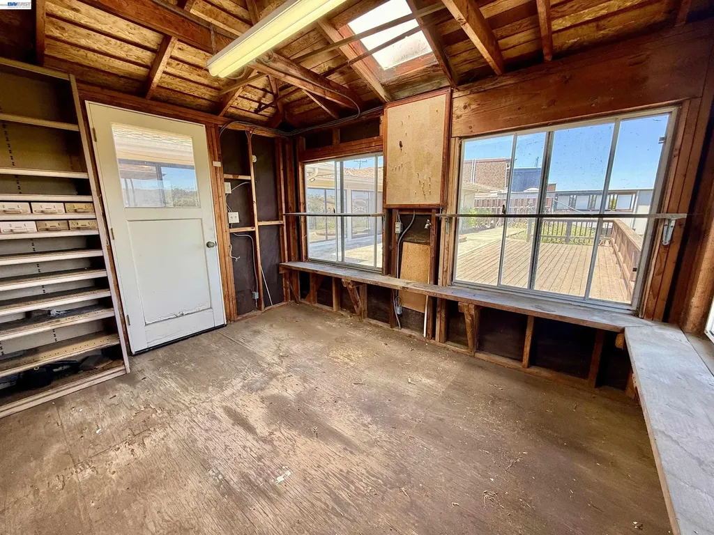 2164 Lakeview Drive San Leandro CA 94577