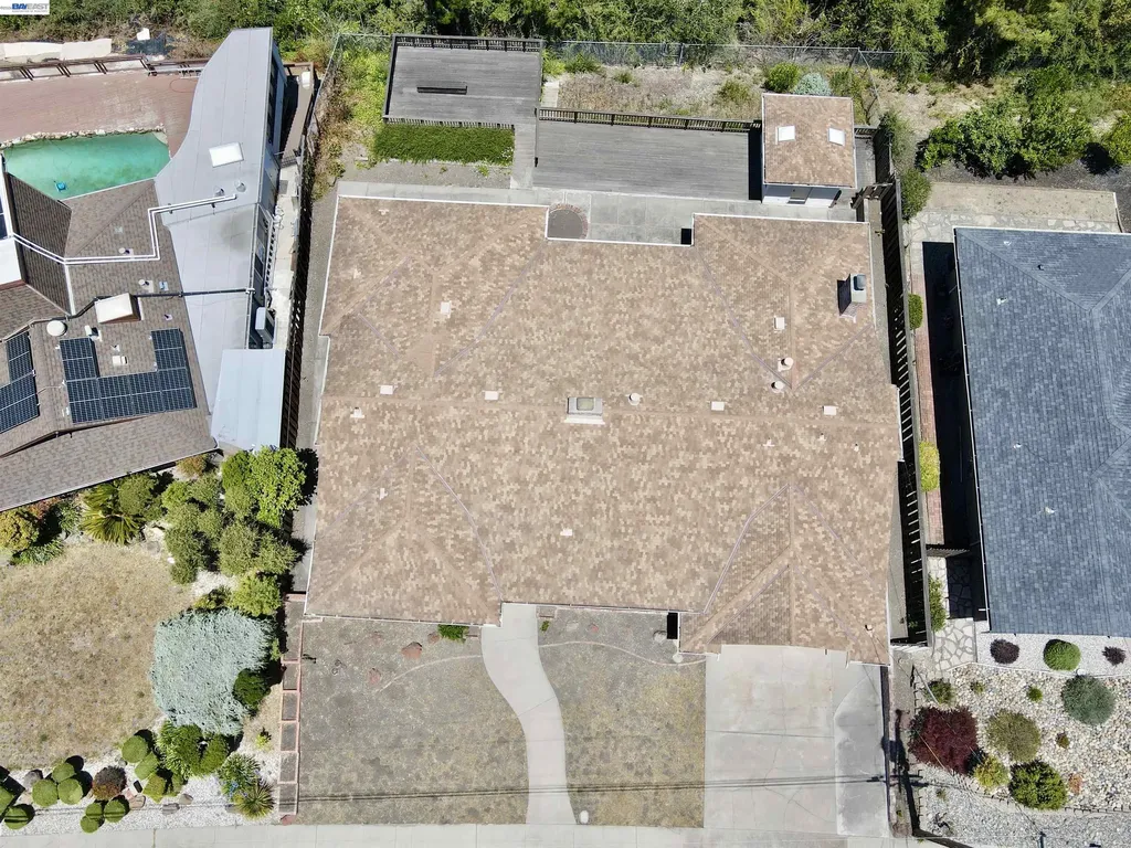 2164 Lakeview Drive San Leandro CA 94577