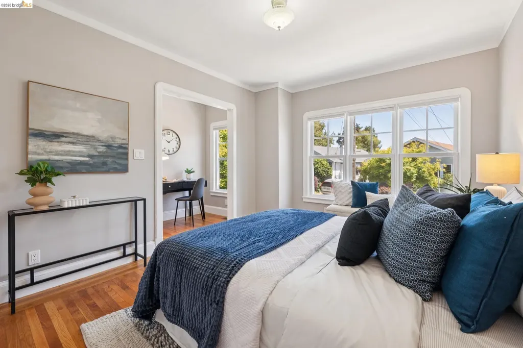 390 43rd Oakland CA 94609