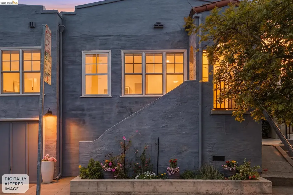 390 43rd Oakland CA 94609