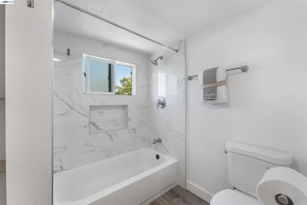 4216 Warbler Loop Fremont CA 94555