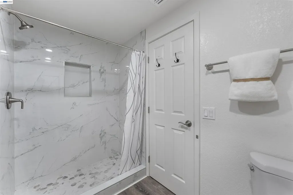4216 Warbler Loop Fremont CA 94555