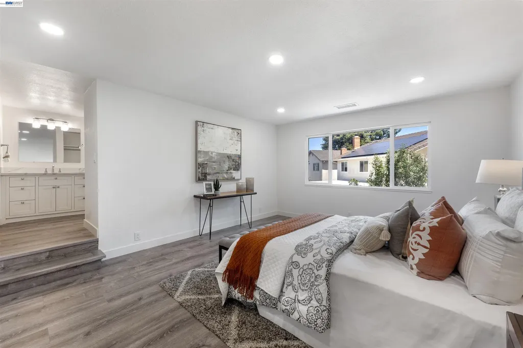 4216 Warbler Loop Fremont CA 94555