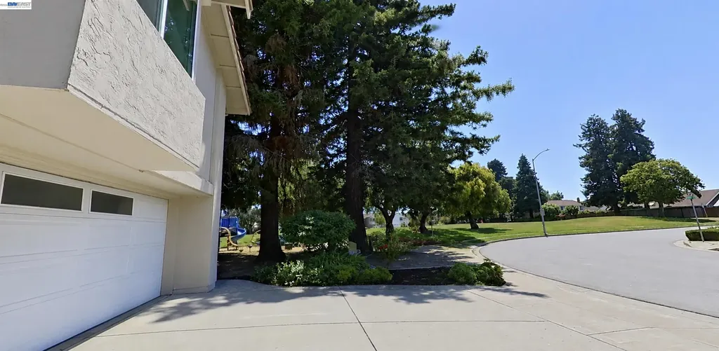 4216 Warbler Loop Fremont CA 94555