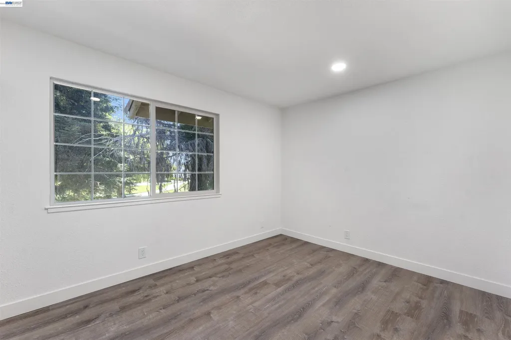 4216 Warbler Loop Fremont CA 94555