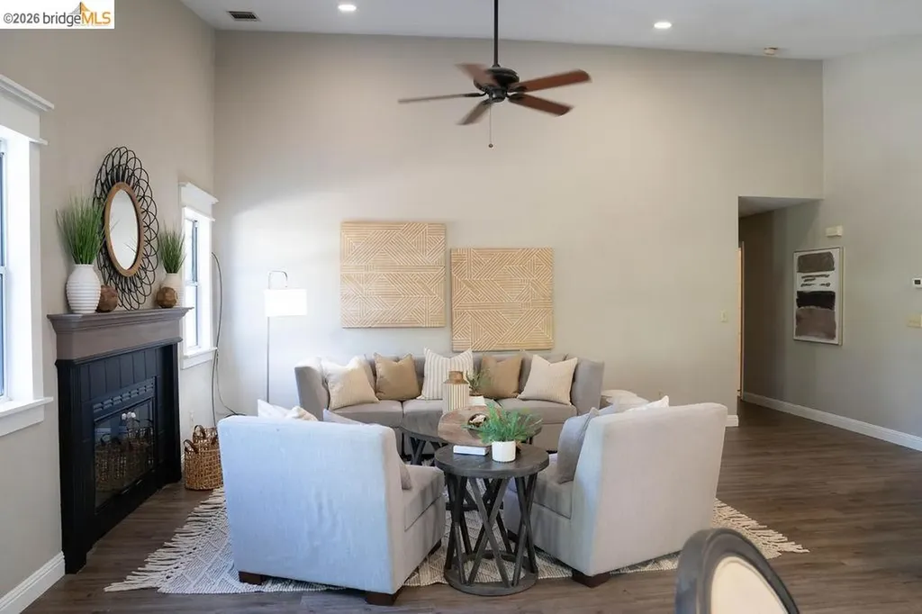 3894 Mission Court Oakley CA 94561