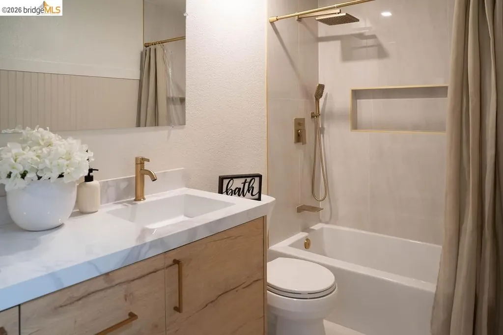 3894 Mission Court Oakley CA 94561