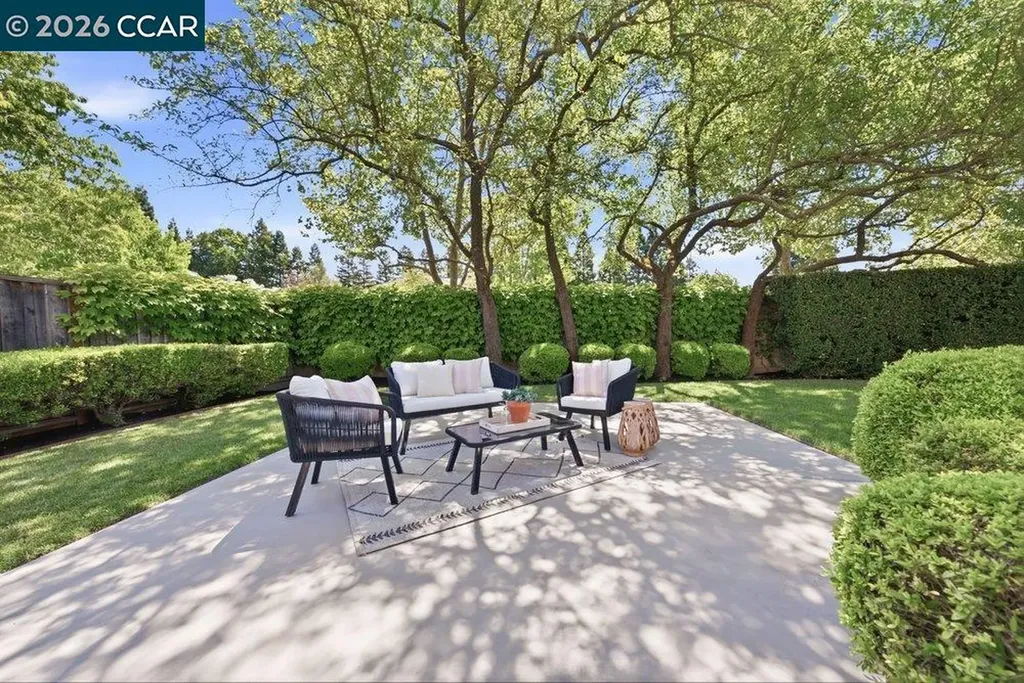 40 Saint Tropez Court Danville CA 94506