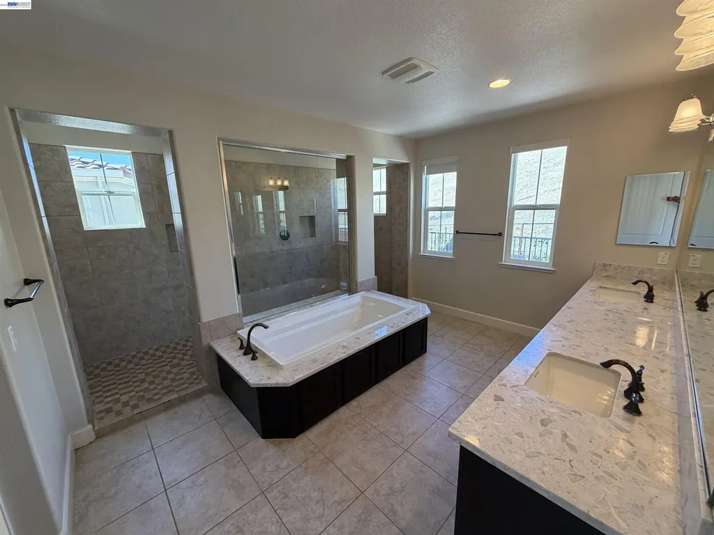 1695 Terracina Drive Dublin CA 94568