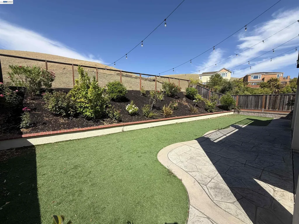1695 Terracina Drive Dublin CA 94568