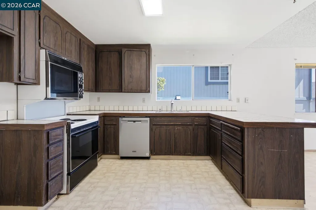 565 Mt Dell Drive Clayton CA 94517
