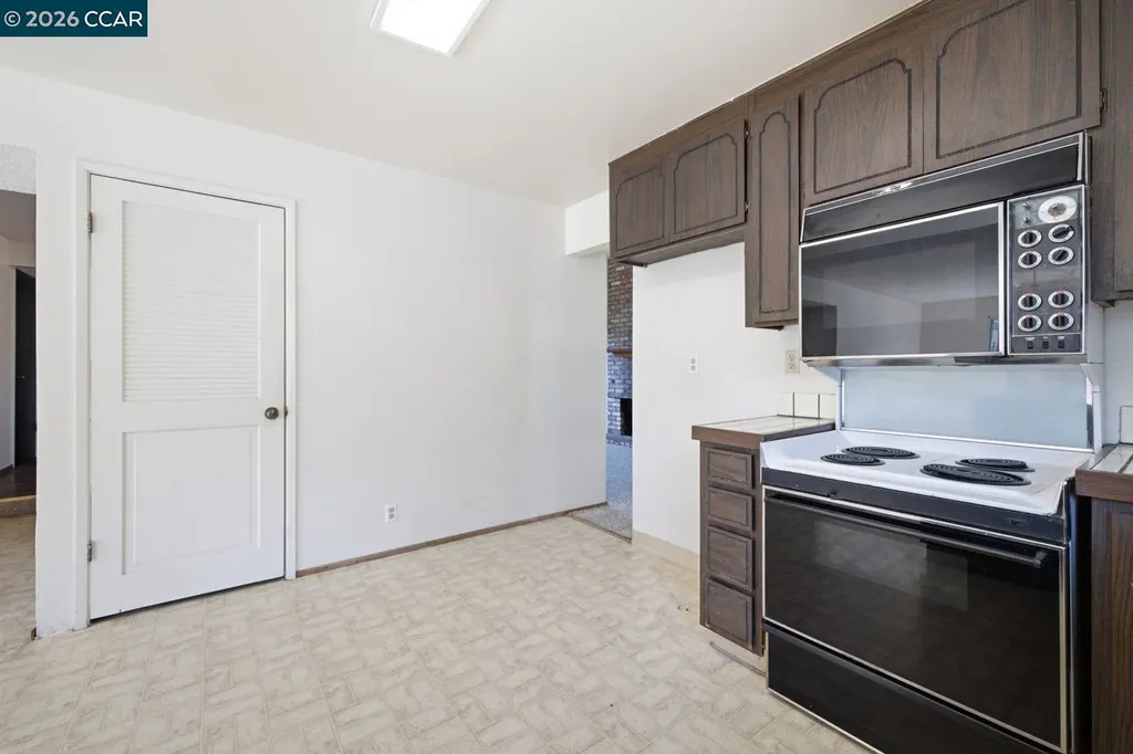 565 Mt Dell Drive Clayton CA 94517