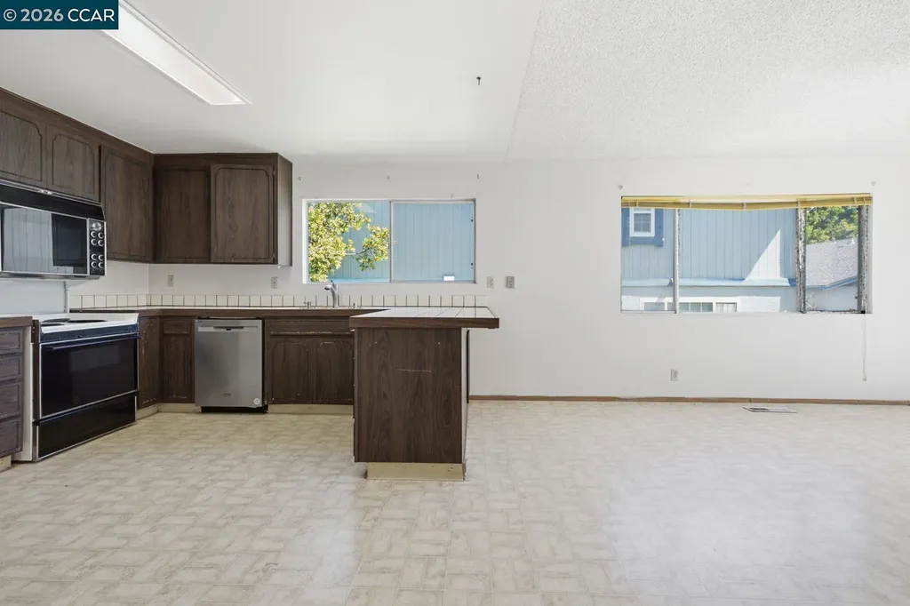 565 Mt Dell Drive Clayton CA 94517