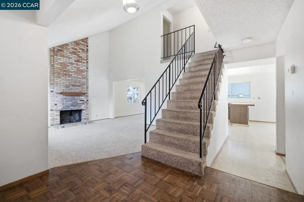 565 Mt Dell Drive Clayton CA 94517