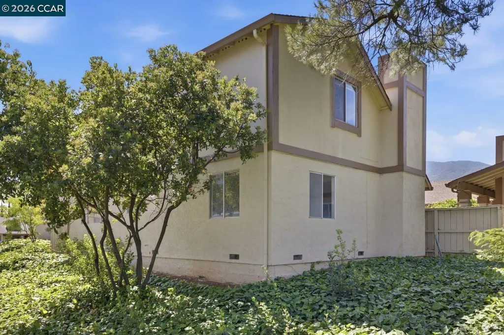 565 Mt Dell Drive Clayton CA 94517
