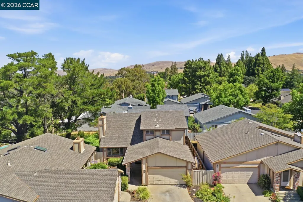 565 Mt Dell Drive Clayton CA 94517