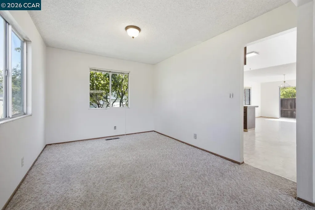 565 Mt Dell Drive Clayton CA 94517