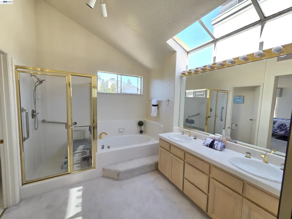 30330 Meridien Circle Union City CA 94587