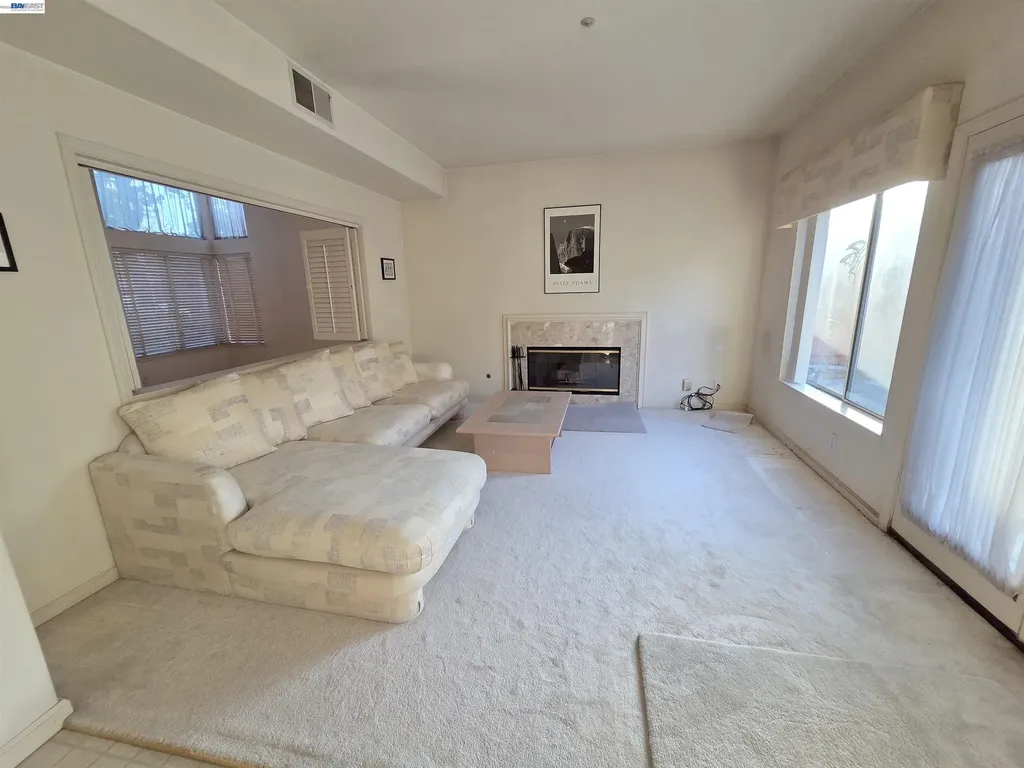 30330 Meridien Circle Union City CA 94587