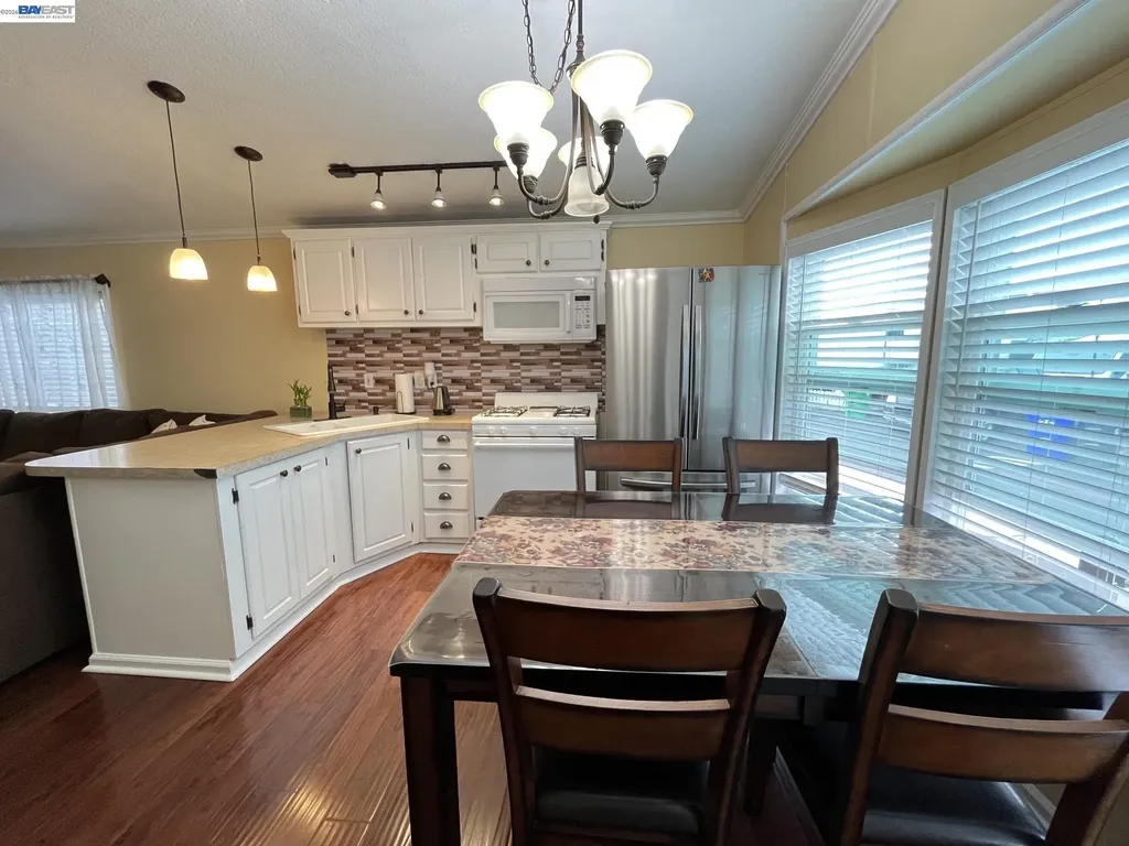 747 Lewelling Boulevard San Leandro CA 94578